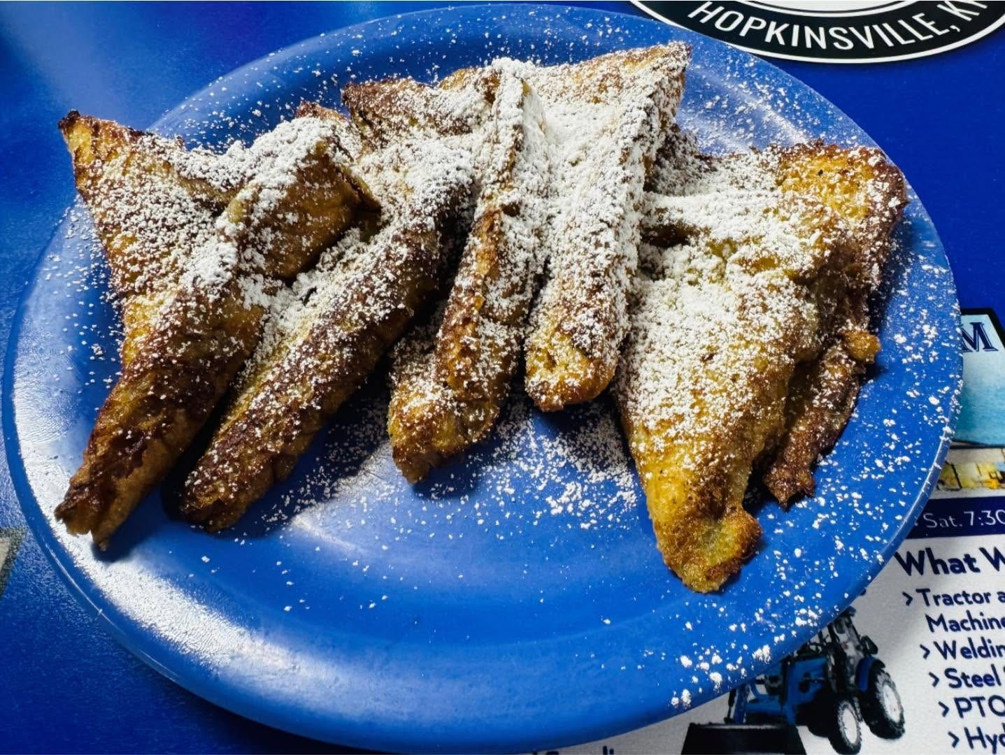 French toast dusted with powdered sugar